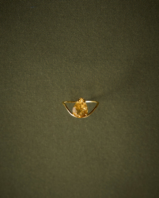 Anel citrino gota