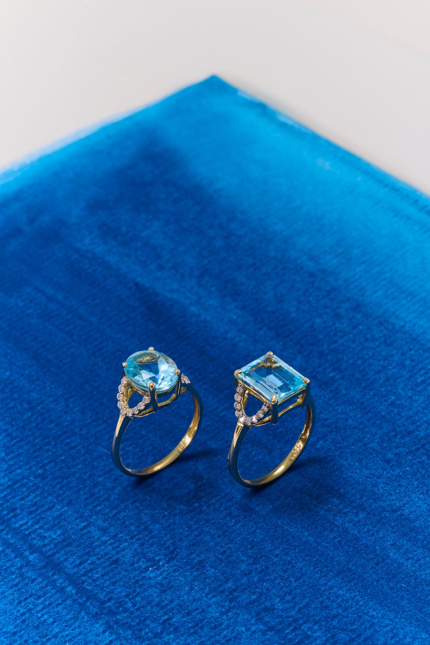 Anel topázio sky lock oval