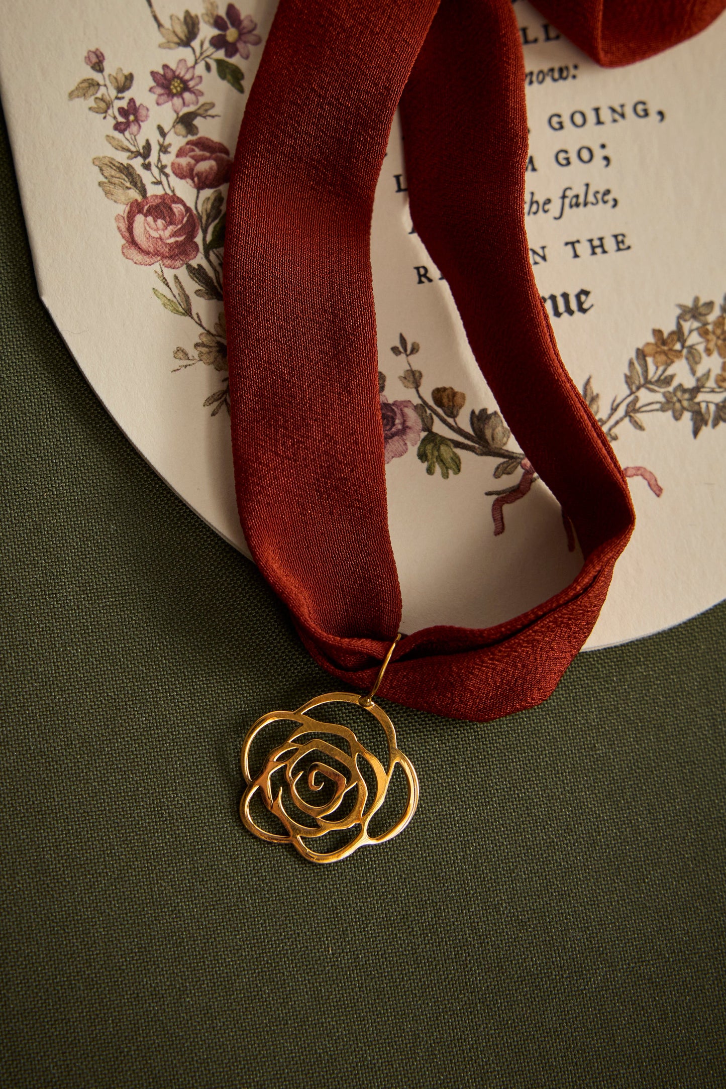 Colar Rose