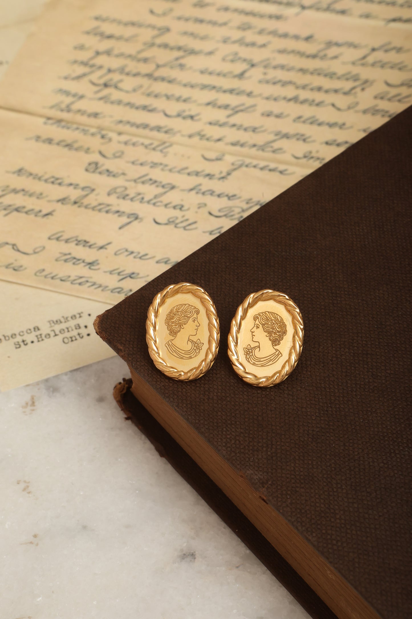 Brincos Camafeu Prata