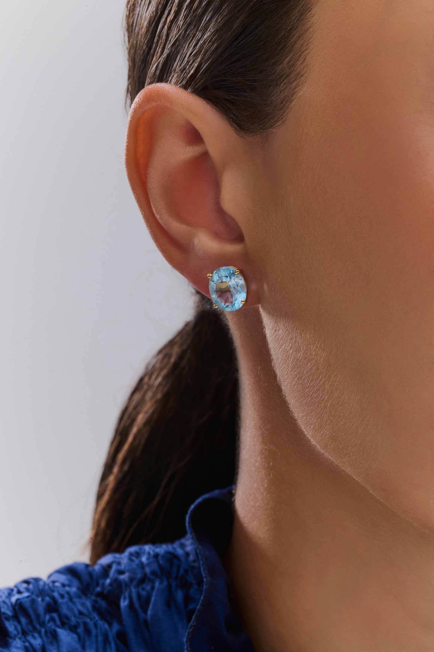 Brincos Topázio sky oval