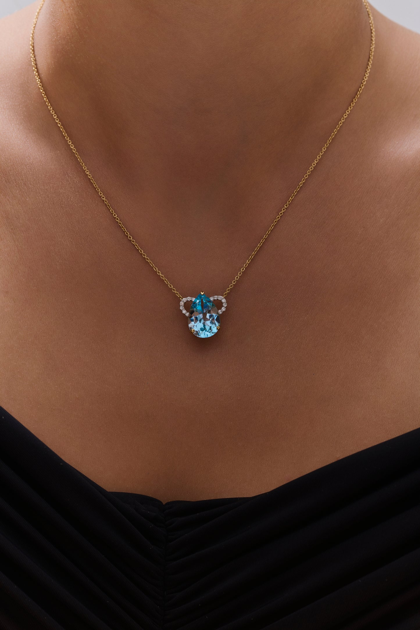 Colar Topázio sky lock duplo